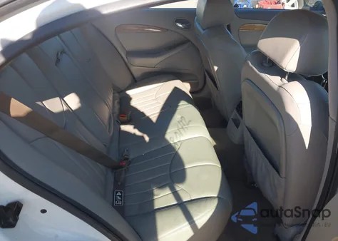 2002 Jaguar S-Type 4.0L V8 из США, поврежденный, VIN SAJDA01P52GM24621